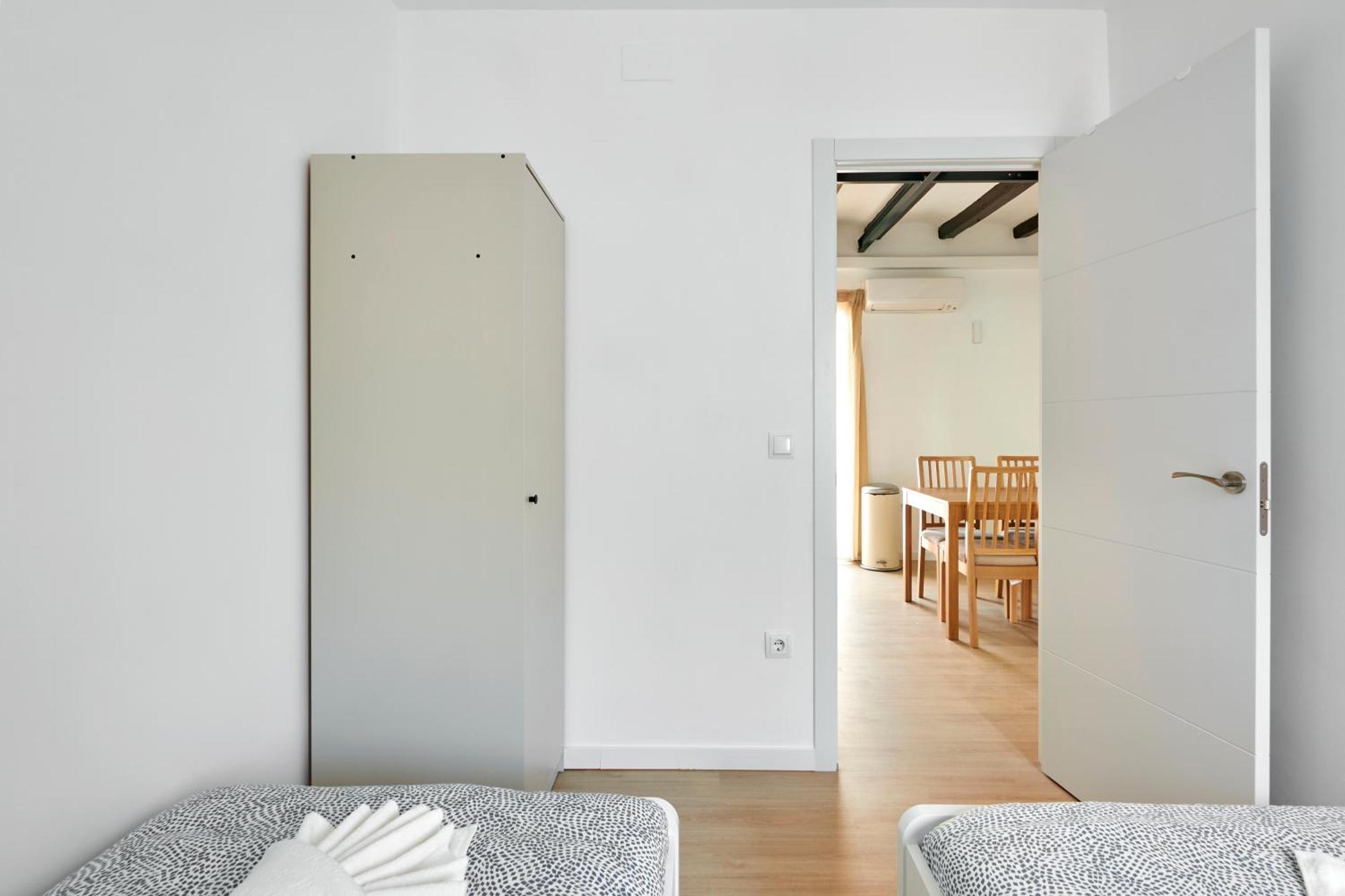 Ma Bright Apartment Next To Parc De Montjuic Barcelona Exterior photo